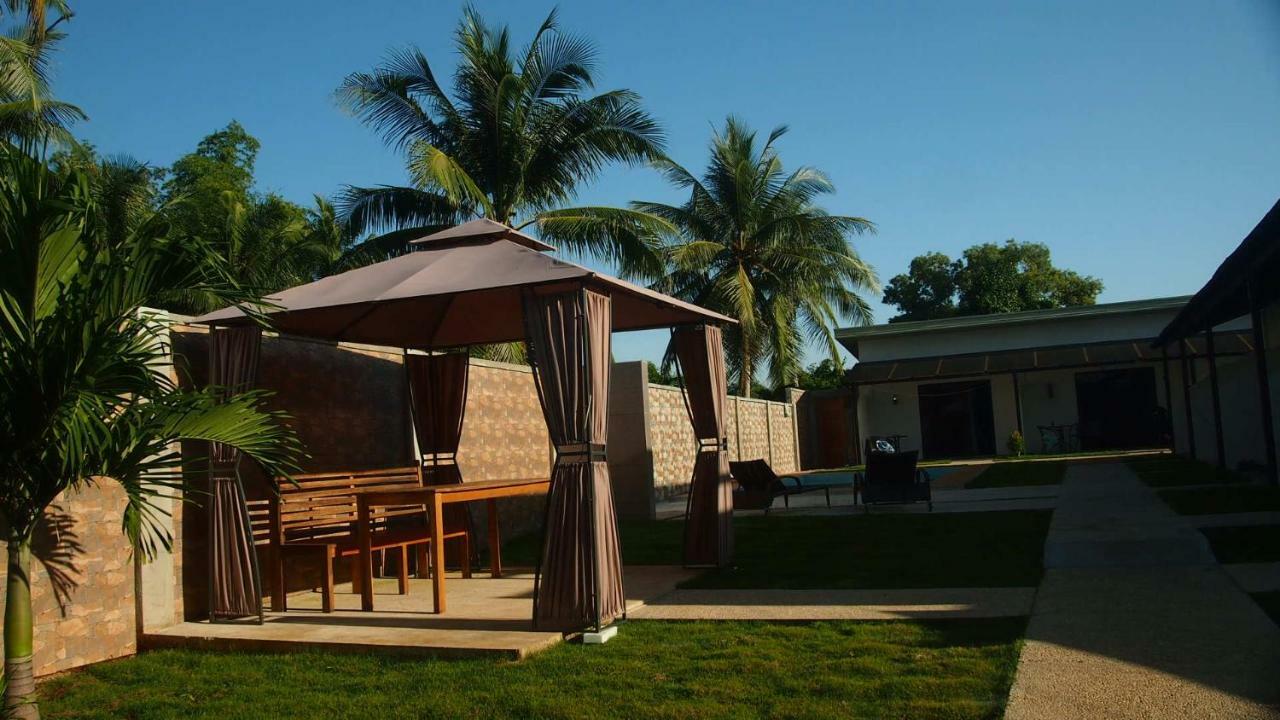 Panglao Moravian Apartments Exteriör bild